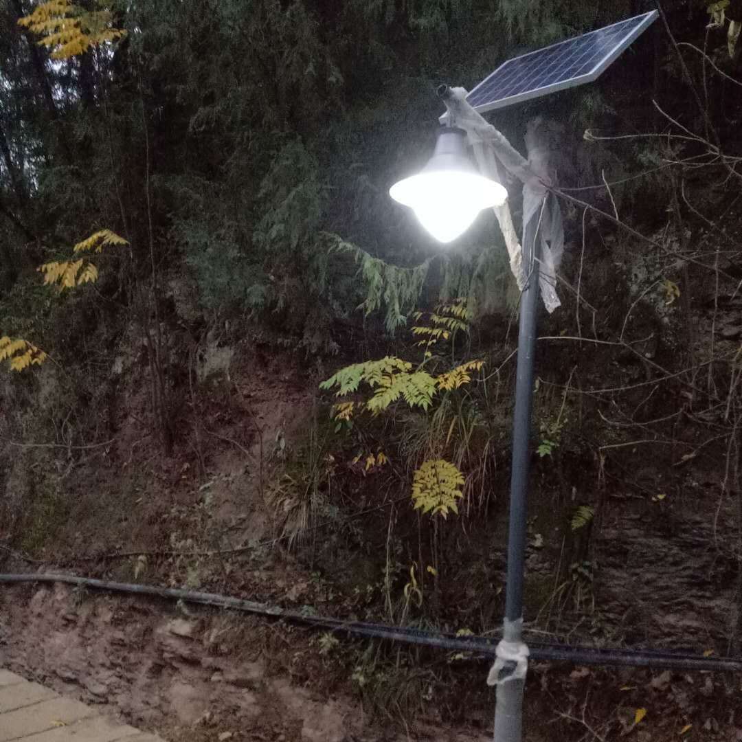 太陽能路燈-重慶奉節(jié)工程_ led路燈價格